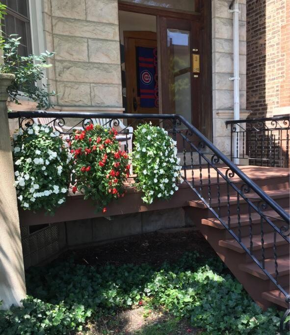 The Wrigleyville Vip-200 Steps From Wrigley Field Chicago Esterno foto